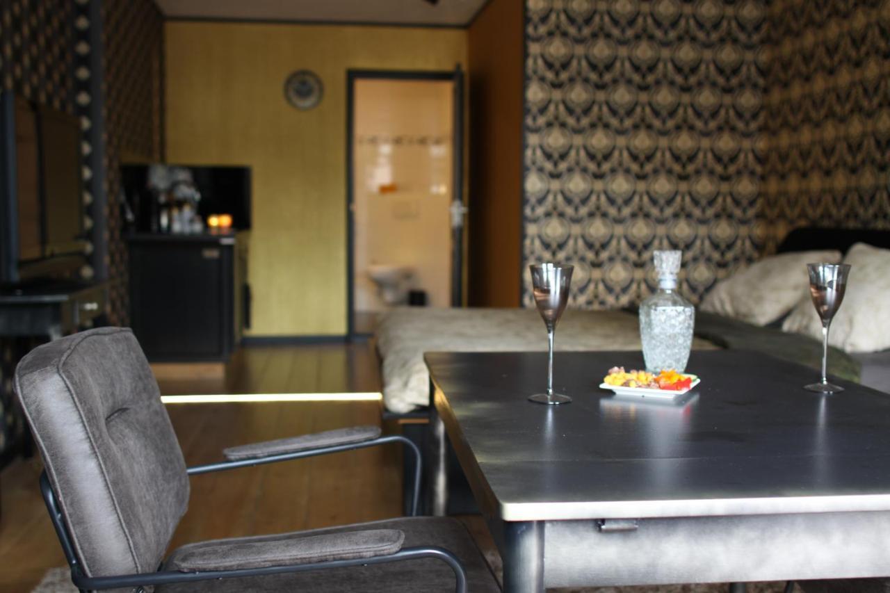 Bed and Breakfast By Goselink Alkmaar Esterno foto